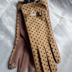 Soft winter texting gloves